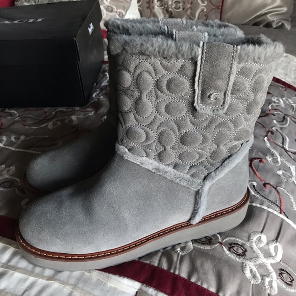 Coach Women’s size 7 Style C1235 Heather Gray Boots. - Picture 2 of 7